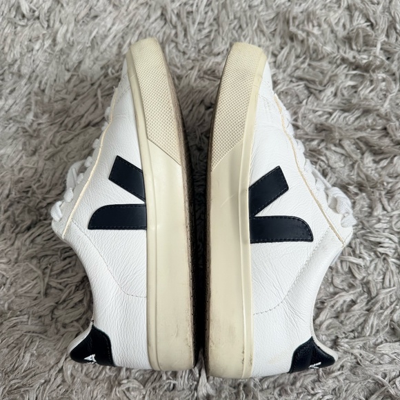 Veja Campo Sneakers - Picture 3 of 8